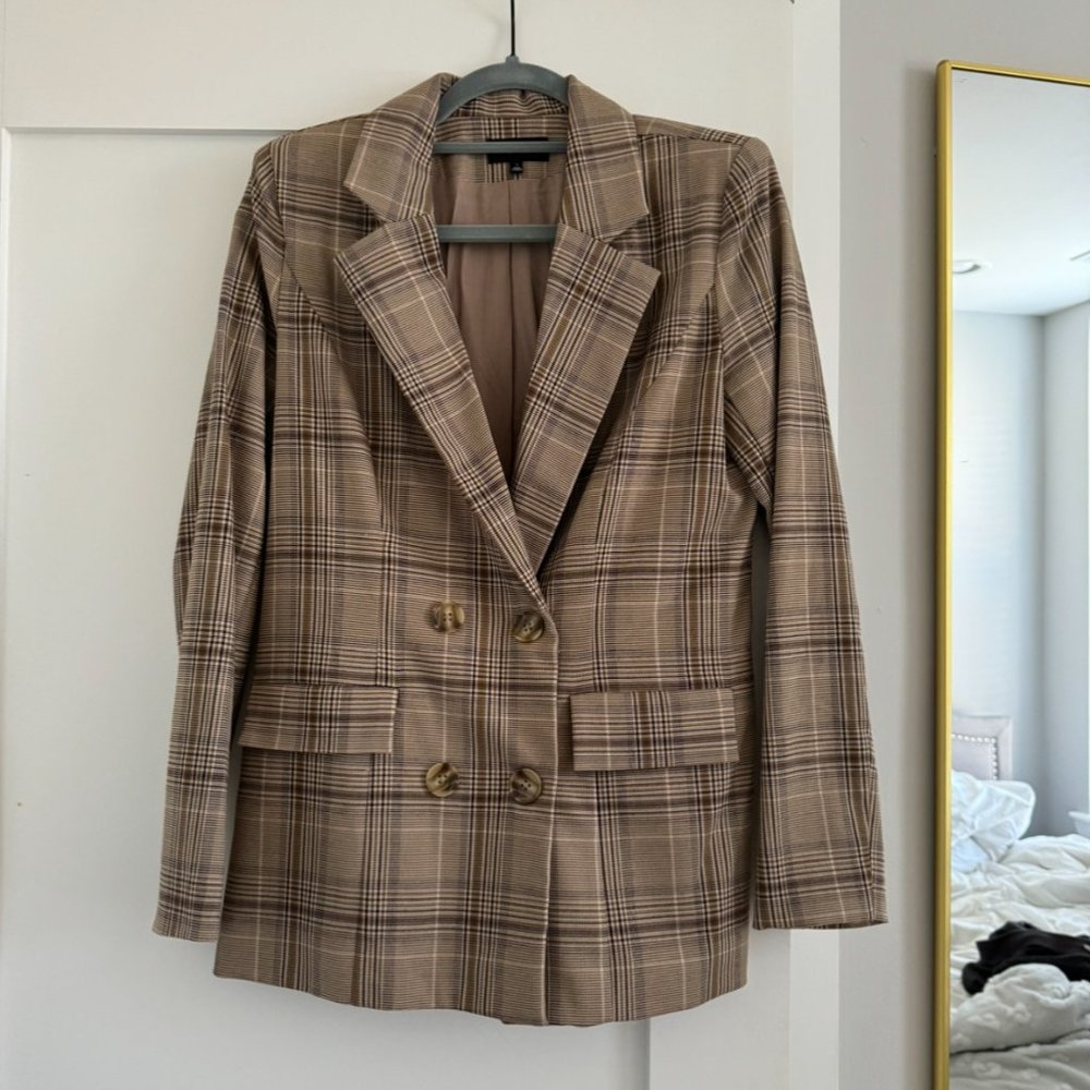 Majorelle Rhea Blazer - Picture 2 of 3